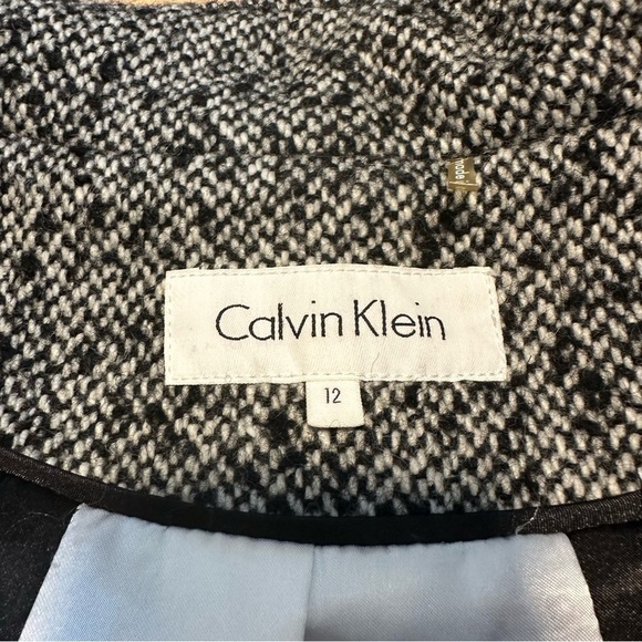 Calvin Klein wool tweed button up black and white coat - Picture 5 of 13
